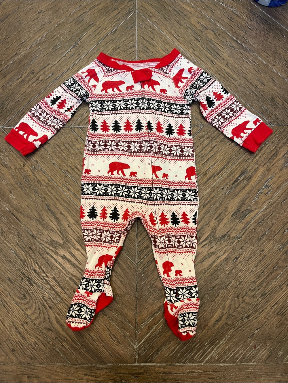 Wondershop Red White Black Holiday Bear Footed Sleeper